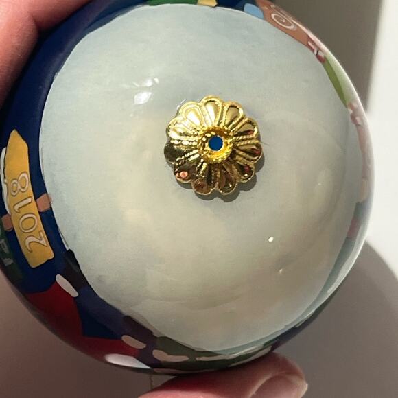 Li Bien 2018 Candy Cane Factory ornament - Picture 10 of 11